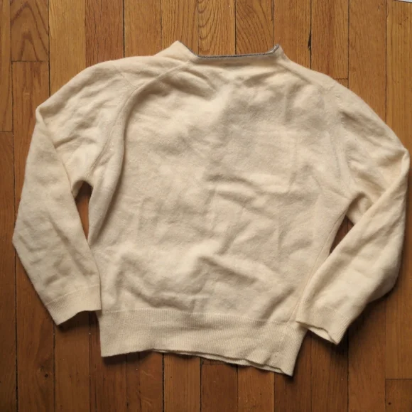 Vintage beige knit henley pullover with blue contrast trim - Picture 3 of 3